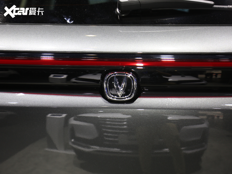 2020LCS55 PLUS {L 1.5T ԄF