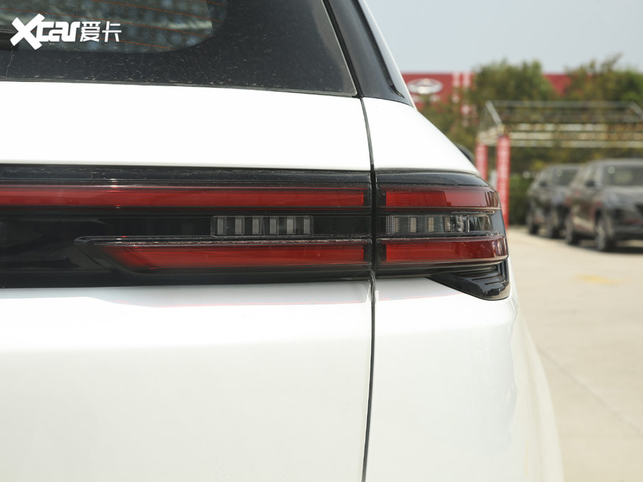 2020LCS55 PLUS 1.5T Ԅɫ