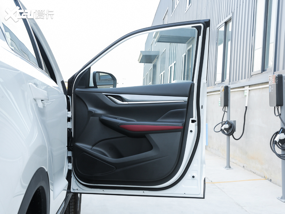 2020LCS55 PLUS 1.5T քɫ