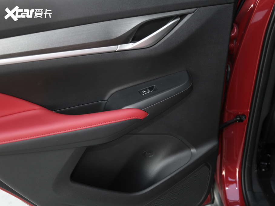 2020L(zhng)CS55 PLUS {(ln)L 1.5T Ԅ(dng)F