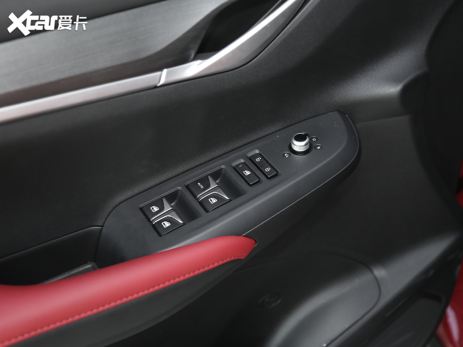 2020LCS55 PLUS {L 1.5T ԄF