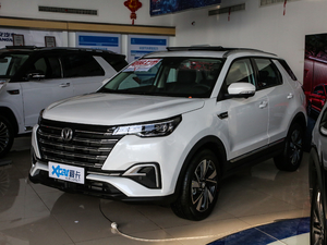 2020款1.5T 自动炫动型 左后45度