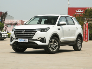 2020款1.5T 自动炫色型 左前45度