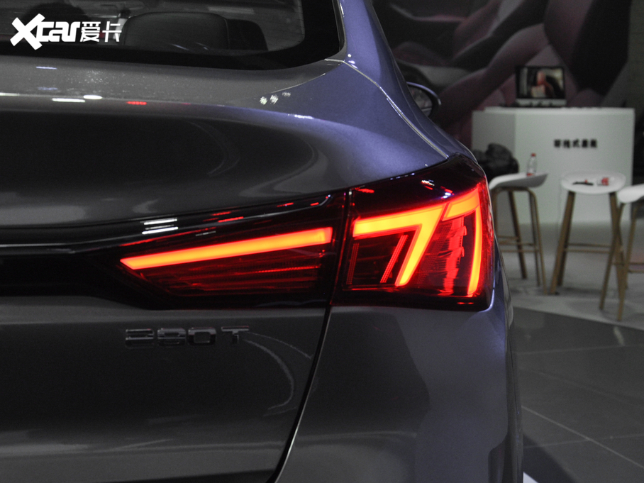 2020݄ PLUS {LNE 1.4T GDI ԄŞ