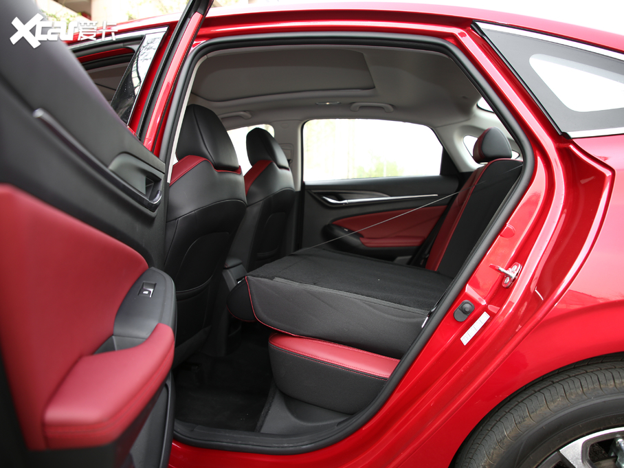 2020݄ PLUS {LNE 1.4T GDI ԄŞ