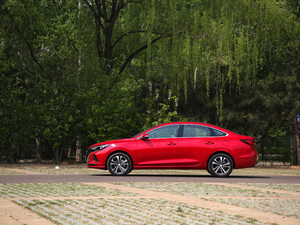 2020PLUS {LNE 1.4T GDI ԄŞ w^