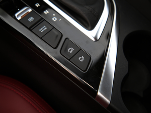 2020PLUS {LNE 1.4T GDI ԄŞ п؅^