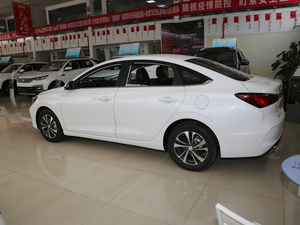 2020款PLUS 1.6L GDI 手动豪华型 正侧（左）