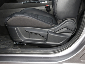 2020PLUS {LNE 1.4T GDI ԄF {{