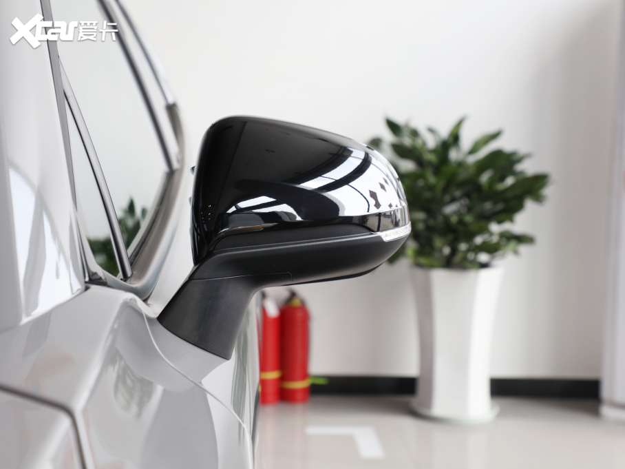 2020LUNI-T 1.5T ׿Խ