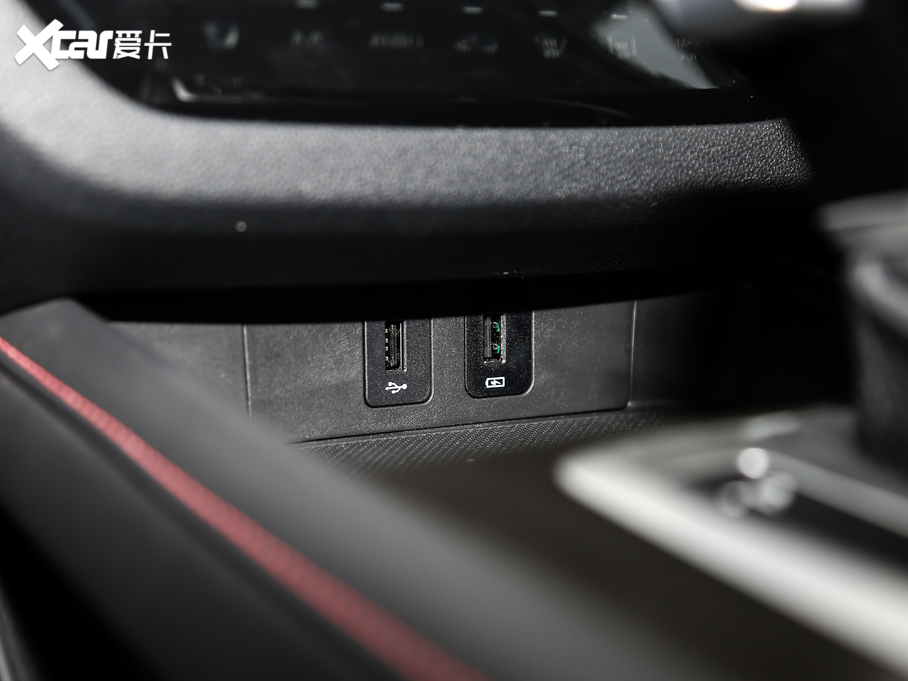 2020L(zhng)CS35 PLUS 1.4T DCT(lin){(ln)L (gu)VI