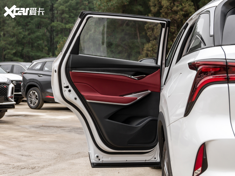 2021LCS75 PLUS 2.0T ԄI