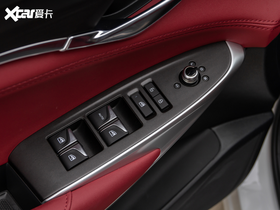 2021LCS75 PLUS 2.0T ԄI