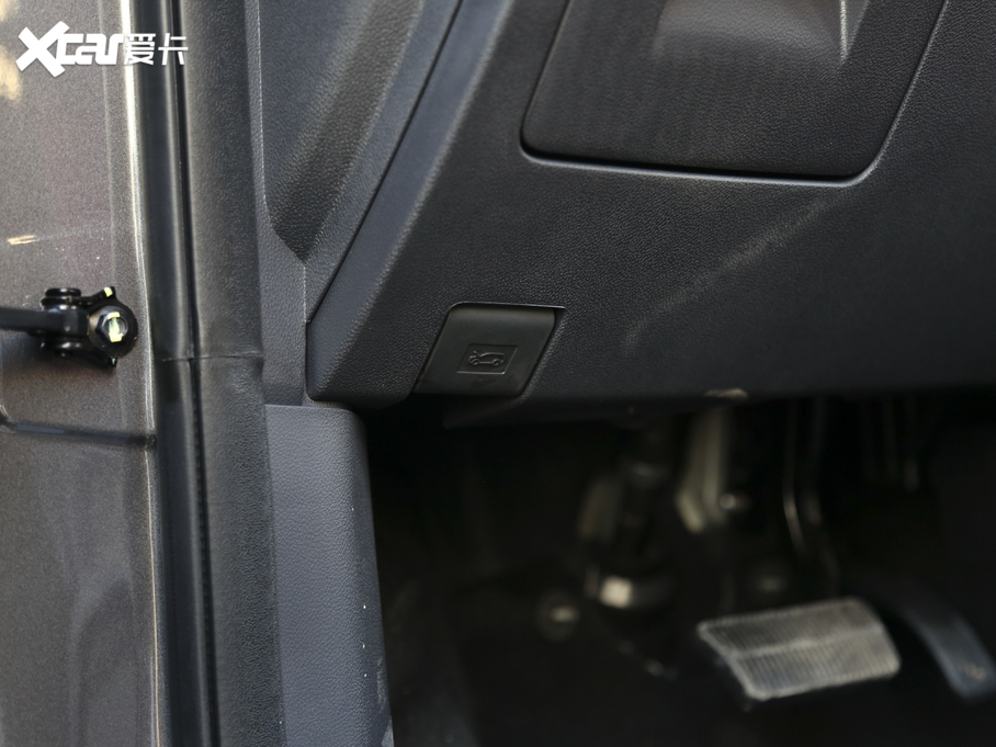 2021L(zhng)CS75 PLUS 1.5T Ԅ(dng)Ӣ