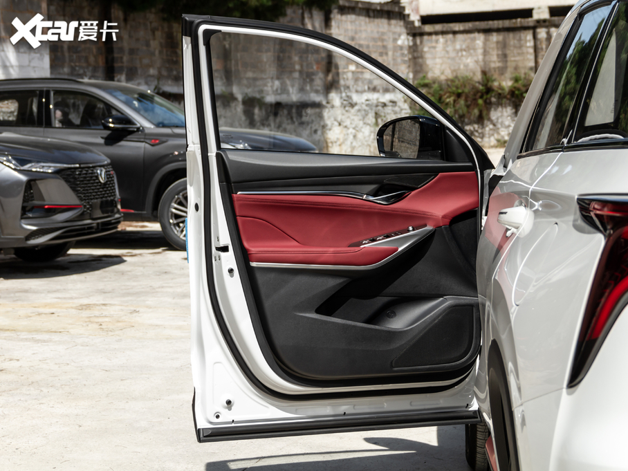 2021LCS75 PLUS 1.5T Ԅ(dng)A