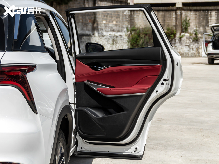 2021LCS75 PLUS 1.5T Ԅ(dng)A