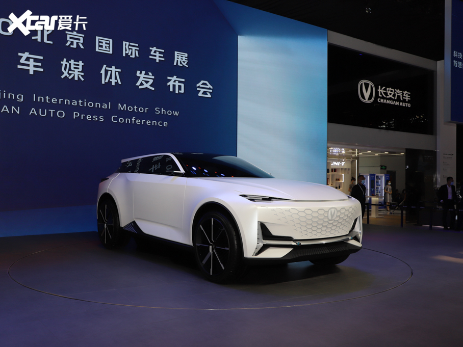 2020���L��UNI-K  Vision-V����܇