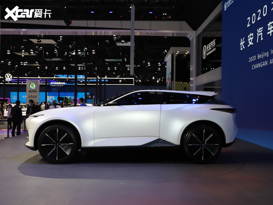 2020���L��UNI-K  Vision-V����܇