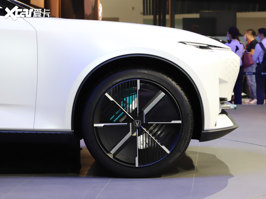 2020���L��UNI-K  Vision-V����܇