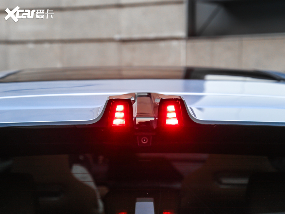 2021L(zhng)UNI-K 2.0T ׿Խ