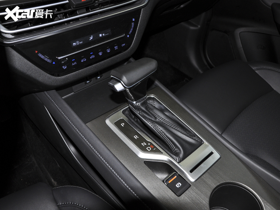 2021LCS35 PLUS sҫf 1.6L CVTӢ