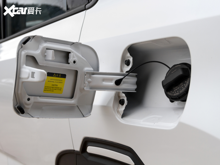 2021LCS35 PLUS sҫf 1.6L քӺA