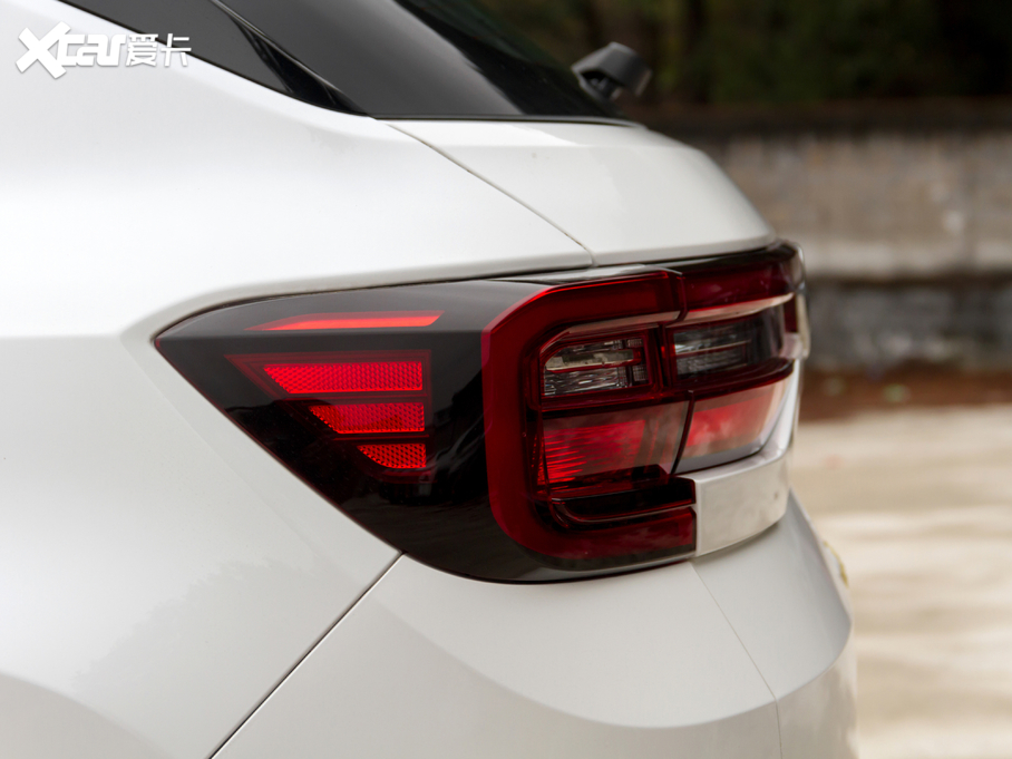 2021LCS35 PLUS sҫf 1.6L քӺA