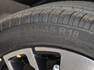 2021{LNE 1.4T DCTI ݆̥ߴ