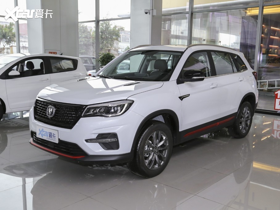 2021款长安cs75荣耀百万版 1.5t 自动尊贵型