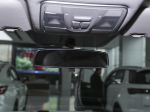 2021款荣耀百万版 1.5T 自动尊贵型 空间座椅