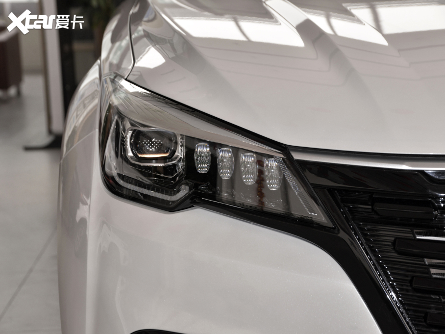 2021LCS85 COUPE 2.0T ԄF