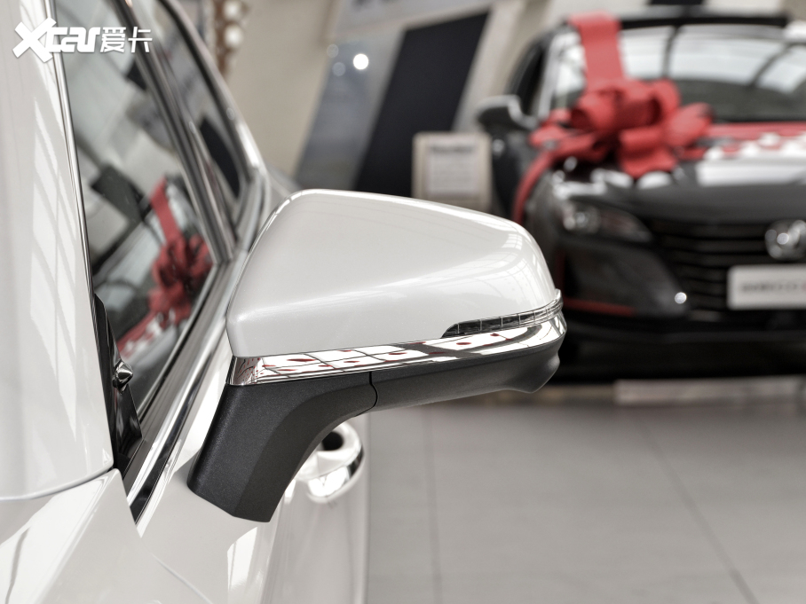 2021LCS85 COUPE 2.0T ԄF