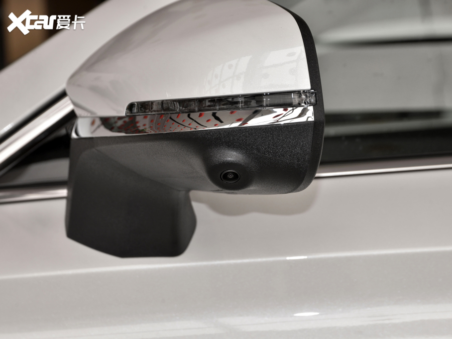 2021LCS85 COUPE 2.0T ԄF