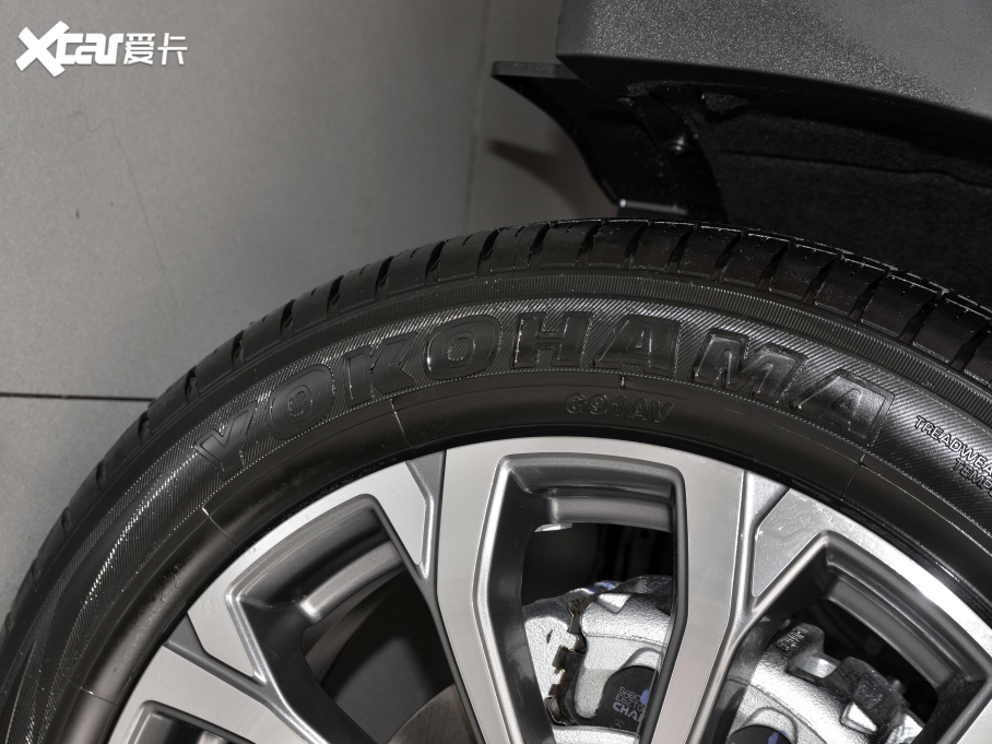 2021LCS85 COUPE 2.0T ԄF