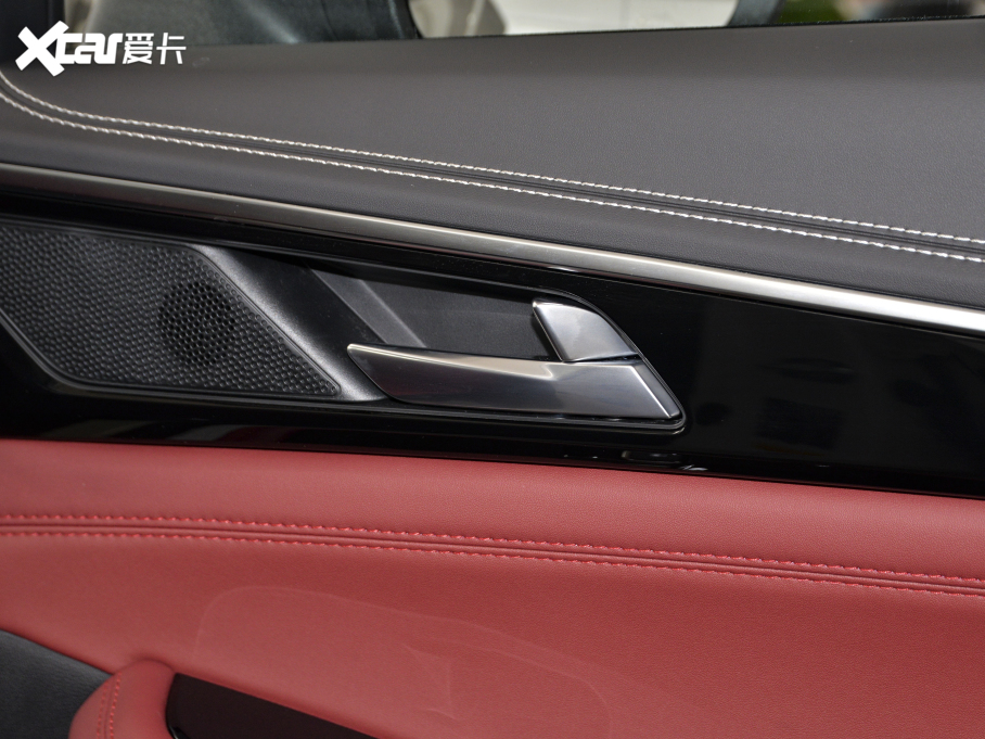 2021LCS85 COUPE 2.0T ԄF