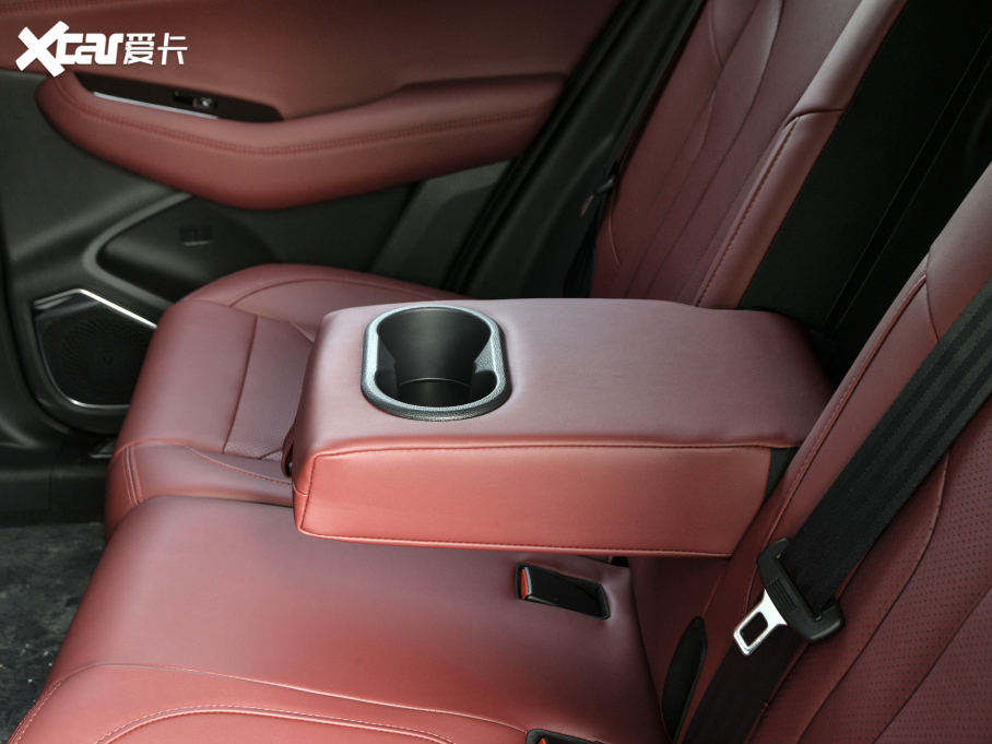 2021LCS85 COUPE 2.0T Ԅ(dng)A