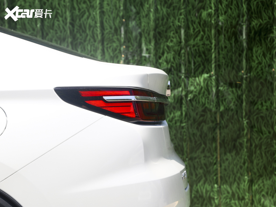 2021LCS85 COUPE 1.5T DCTӢ