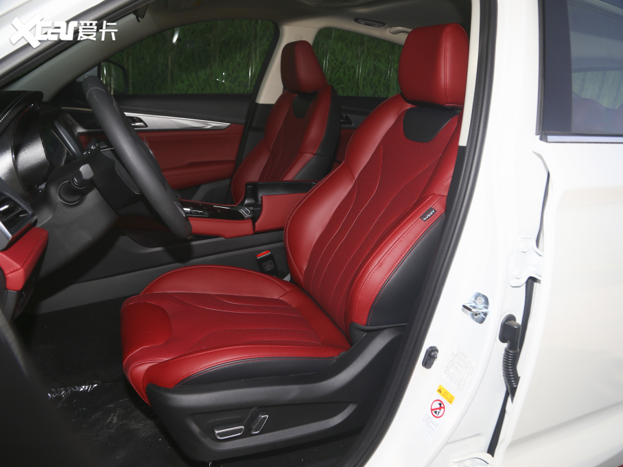 2021LCS85 COUPE 1.5T DCTӢ