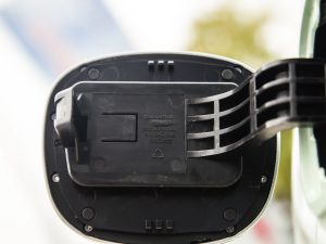 2021 ʿ F (31.18kWh) ^