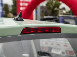 2021 ʿ F (31.18kWh) ^