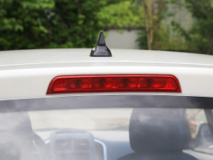 2021 ʿ F (31.95kWh) ^