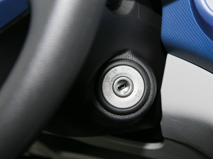 2021 ʿ F (31.95kWh) п؅^