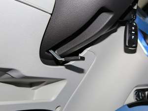 2021 ʿ F (31.95kWh) п؅^