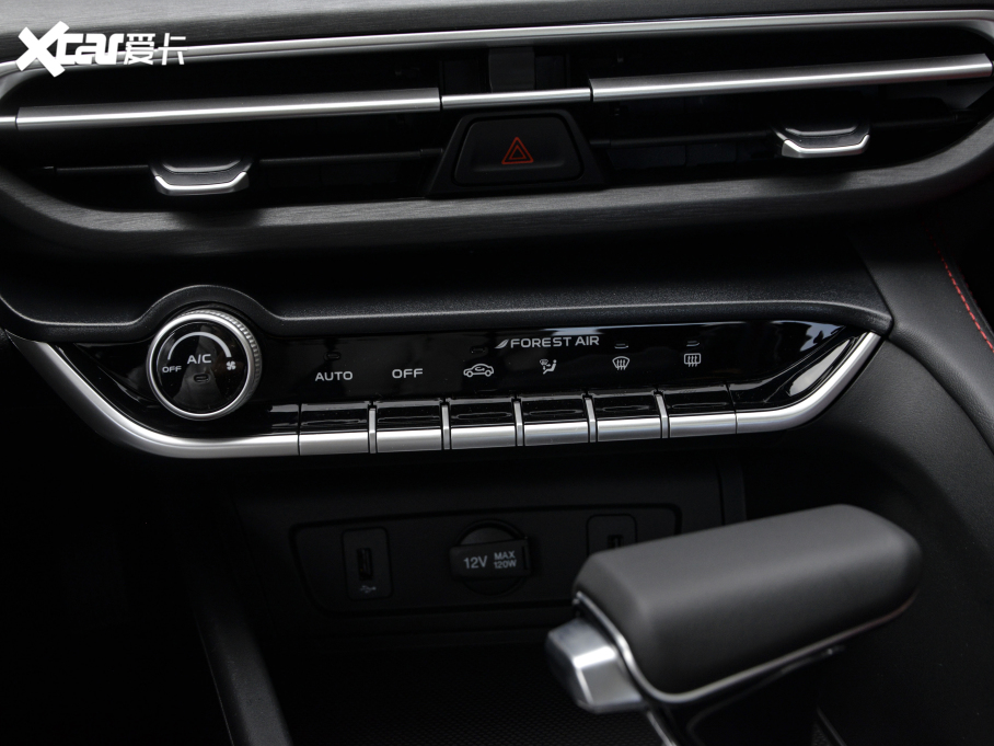 2021݄ PLUS {LNE 1.4T GDI DCTŞ