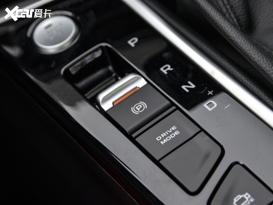 2021݄ PLUS {LNE 1.4T GDI DCTŞ