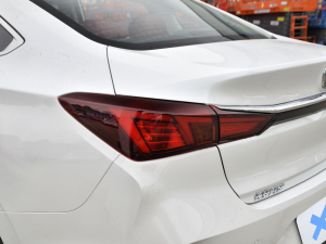 2021PLUS {LNE 1.4T GDI DCTŞ ^