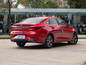 2021款PLUS 蓝鲸NE 1.4T GDI DCT尊贵型 整体外观