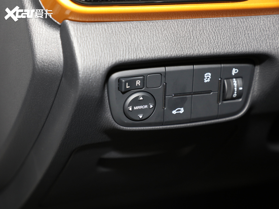 2021���݄�DT 1.6L �Ԅ����F��