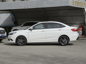 2021款1.6L 自动豪华型 正侧（左）