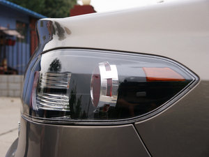 2009款三厢 1.5L 自动尊贵版 细节外观